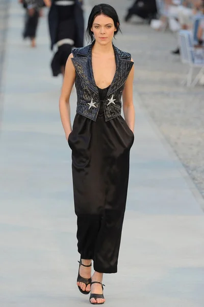 Look 69